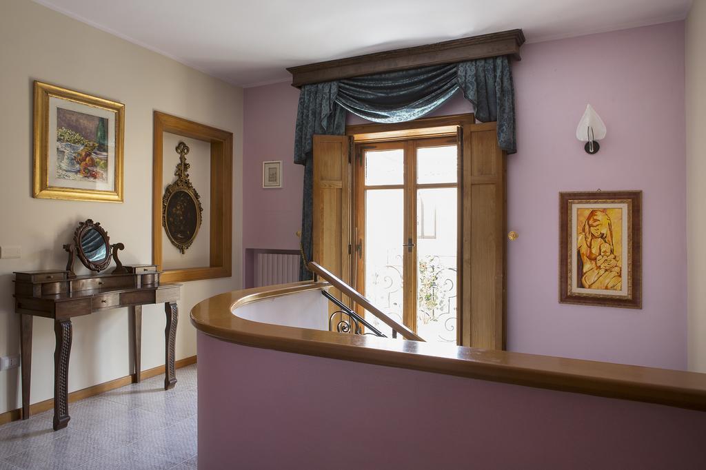 Vibo In Centro Bed & Breakfast Vibo Valentia Rom bilde